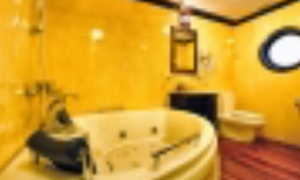 Halong Bay 3 days 2 night 1 night on Boat, 1 night at Villa