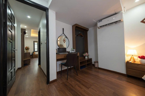 DELUXE FAMILY ROOM